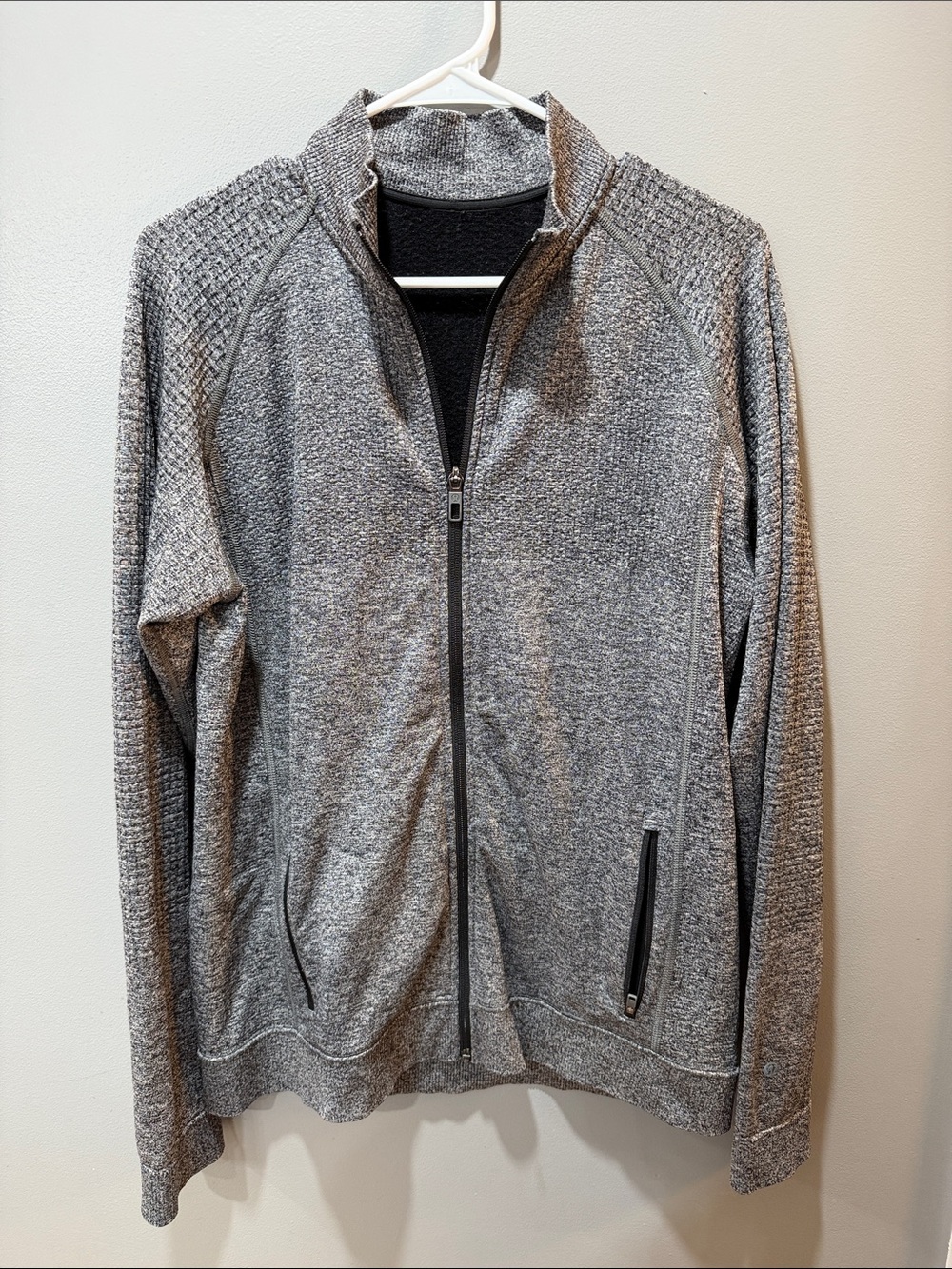 Lululemon Men's Full-Zip Heather Gray Jacket